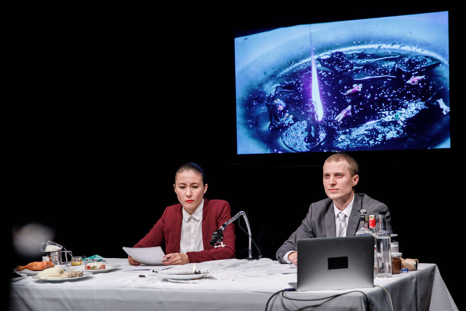 Konec člověka?!?. Zdroj: Web www.spitfirecompany.cz.